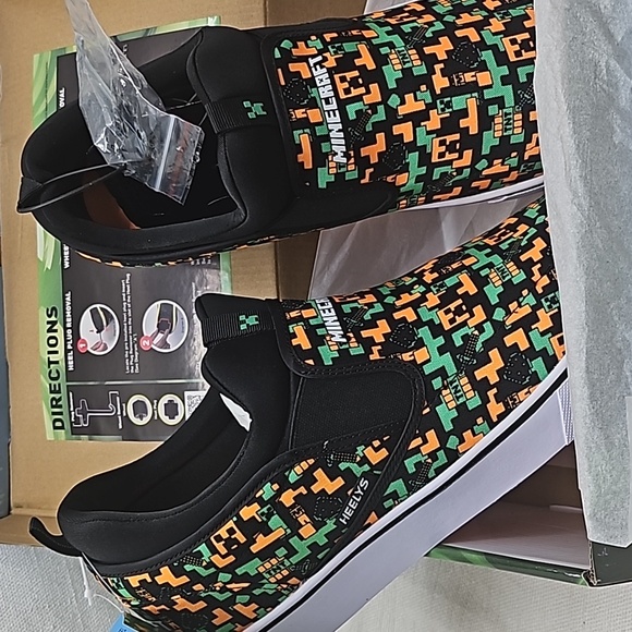 Minecraft Heeleys, Mens Size 12, New in Box - Picture 4 of 10